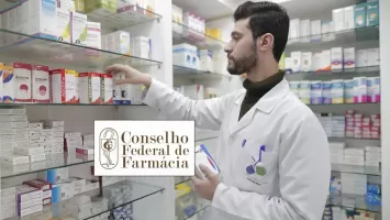 CFF REGULAMENTA A ATUAÇÃO DO FARMACÊUTICO NA AROMATERAPIA E NO USO DE ÓLEOS ESSENCIAIS